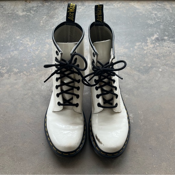 Dr. Martens AirWair 1460 White Patent Leather Lace Up  Combat Boots Women’s 8 - Picture 14 of 14